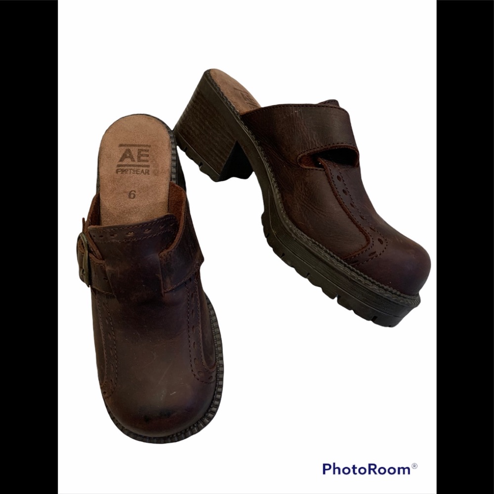 Vintage American Eagle Outfitters Brown Mules